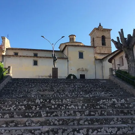 Semesterbostad Da Sciuri
